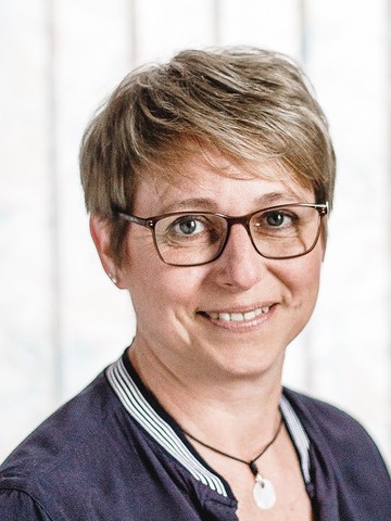 Sandra Hager-Crasser