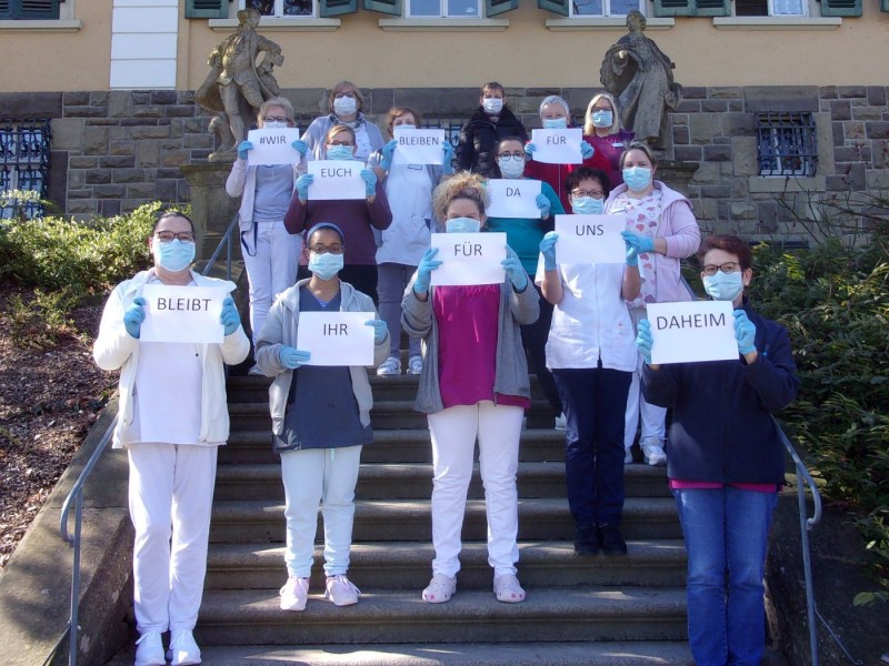 "Wir bleiben für Euch da, bleibt Ihr für uns daheim!"
