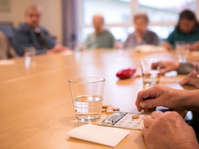 Senioren spielen Bingo im Seniorenhauses Mühlenpark