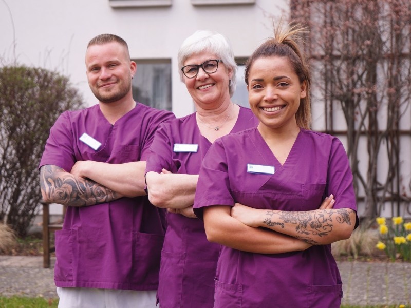 Miteinander arbeiten und Freizeit verbringen