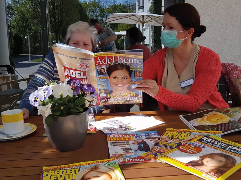 Zeitschriftenspende für Pflegeheime in der Region