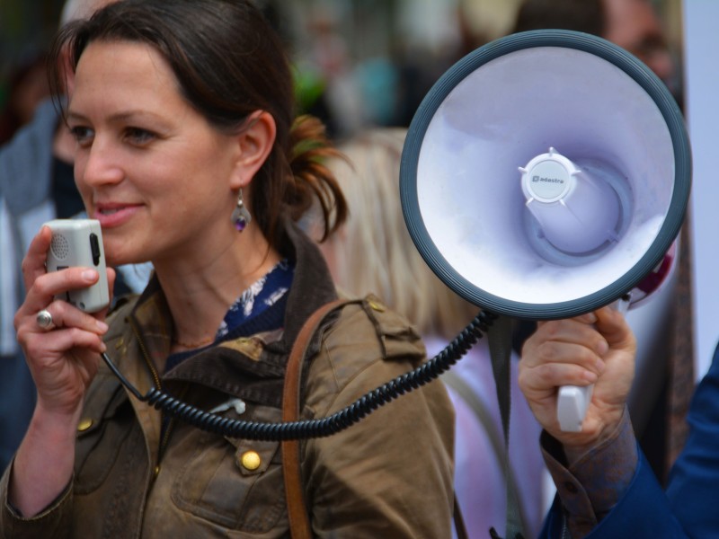 Stimme verantwortungsbewusst benutzen